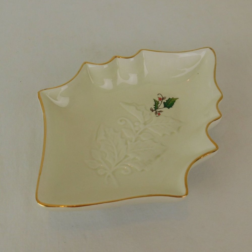 Figural Christmas Relief Candy Dish Ivory Embossed  Home for the Holidays Holly